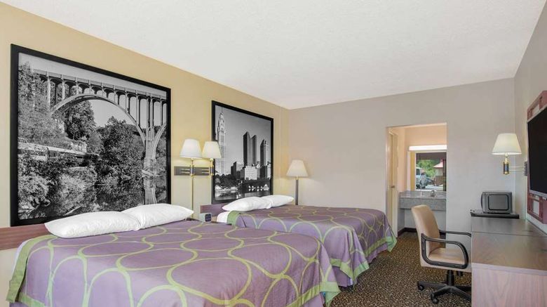 <b>Super 8 Ashland Room</b>. Images powered by <a href="https://iceportal.shijigroup.com/" title="IcePortal" target="_blank">IcePortal</a>.
