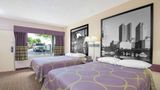 Super 8 Ashland Room
