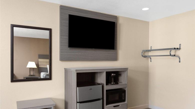 <b>Travelodge Banning Casino & Outlet Mall Suite</b>. Images powered by <a href="https://iceportal.shijigroup.com/" title="IcePortal" target="_blank">IcePortal</a>.
