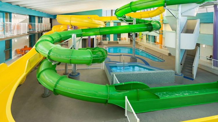 Travelodge Hotel Saskatoon Pool