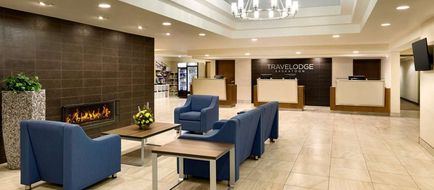 Travelodge Hotel Saskatoon Lobby