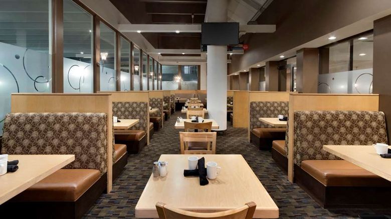 <b>Travelodge Hotel Saskatoon Restaurant</b>. Images powered by <a href="https://iceportal.shijigroup.com/" title="IcePortal" target="_blank">IcePortal</a>.