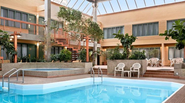 Travelodge Winnipeg East Pool