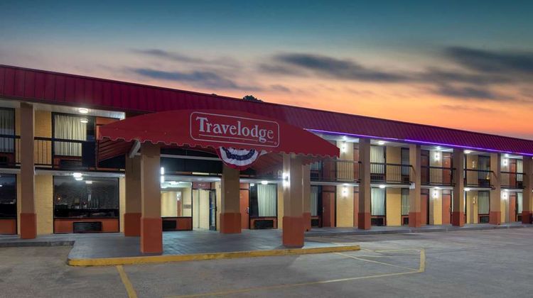 Travelodge Savannah Area/Richmond Hill Exterior