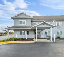 Days Inn Ames Exterior