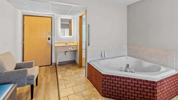 Days Inn Ames Suite