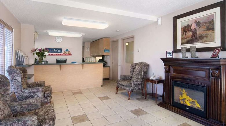 <b>Travelodge Calgary South Lobby</b>. Images powered by <a href="https://iceportal.shijigroup.com/" title="IcePortal" target="_blank">IcePortal</a>.