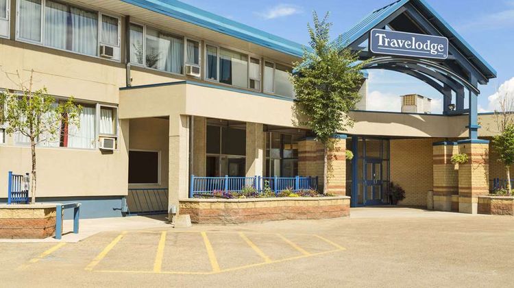 Travelodge Edmonton East Exterior