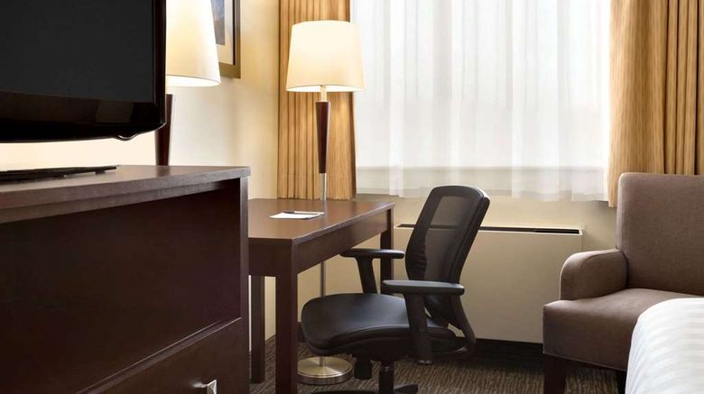 <b>Travelodge Edmonton South Room</b>. Images powered by <a href="https://iceportal.shijigroup.com/" title="IcePortal" target="_blank">IcePortal</a>.