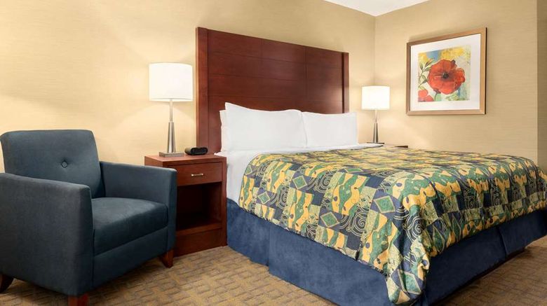 <b>Travelodge Oshawa Room</b>. Images powered by <a href="https://iceportal.shijigroup.com/" title="IcePortal" target="_blank">IcePortal</a>.
