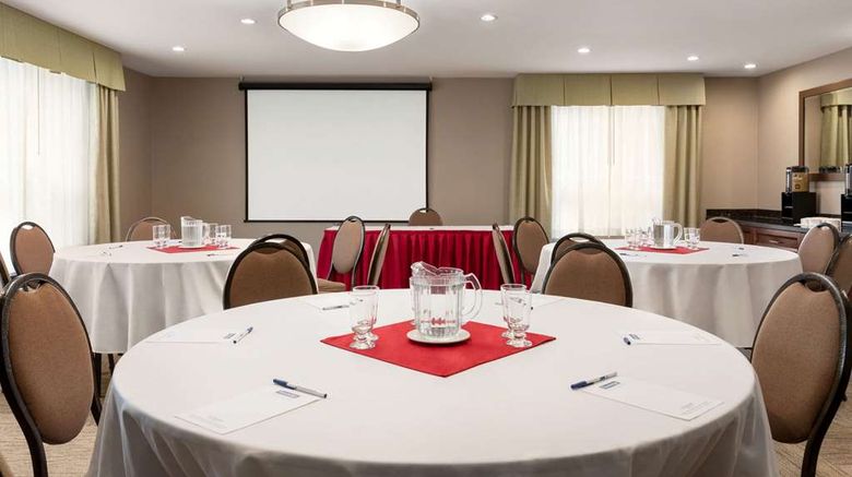 <b>Travelodge Oshawa Meeting</b>. Images powered by <a href="https://iceportal.shijigroup.com/" title="IcePortal" target="_blank">IcePortal</a>.