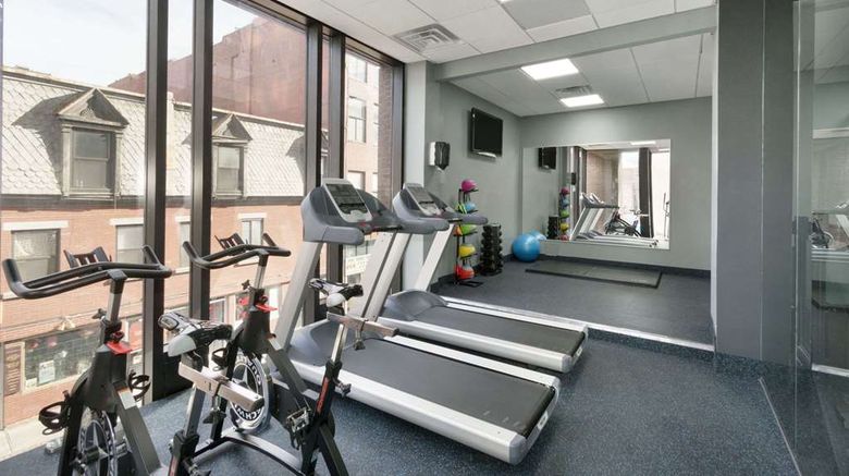 <b>Travelodge Hotel Montreal Centre Health</b>. Images powered by <a href="https://iceportal.shijigroup.com/" title="IcePortal" target="_blank">IcePortal</a>.