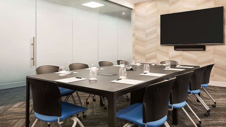 <b>Travelodge Hotel Montreal Centre Meeting</b>. Images powered by <a href="https://iceportal.shijigroup.com/" title="IcePortal" target="_blank">IcePortal</a>.
