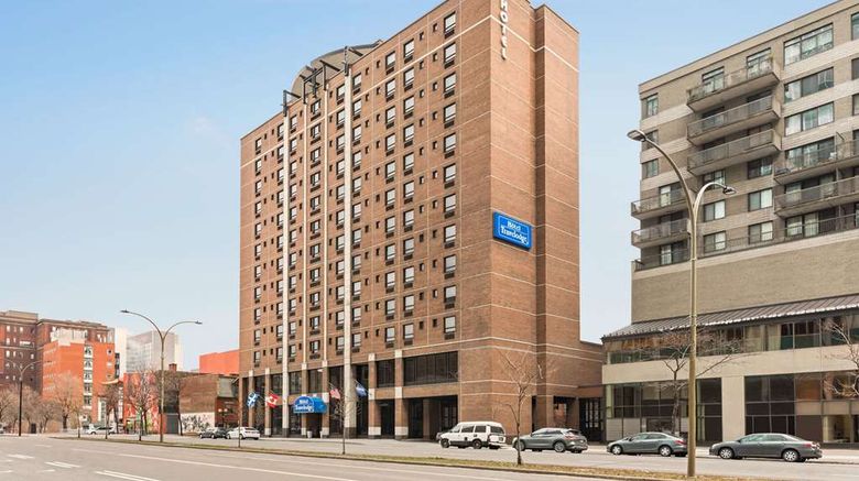 <b>Travelodge Hotel Montreal Centre Exterior</b>. Images powered by <a href="https://iceportal.shijigroup.com/" title="IcePortal" target="_blank">IcePortal</a>.