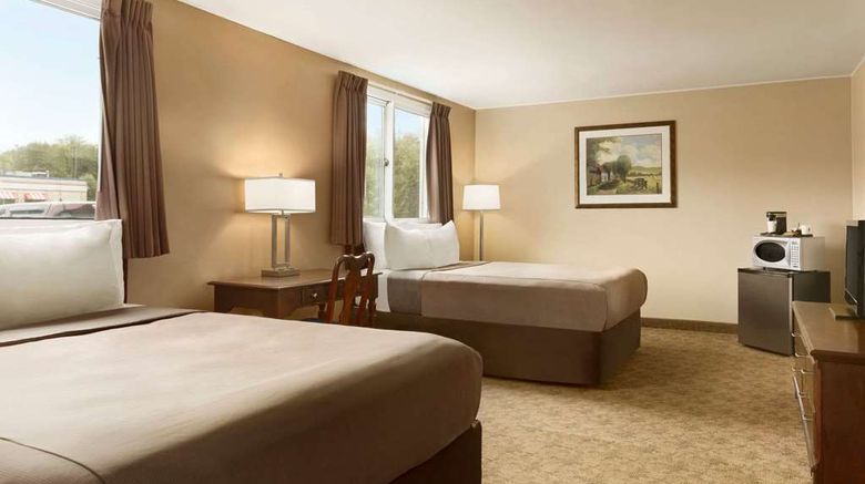 <b>Travelodge Kenora Room</b>. Images powered by <a href="https://iceportal.shijigroup.com/" title="IcePortal" target="_blank">IcePortal</a>.