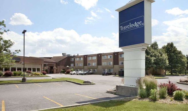 Travelodge Ottawa East Exterior