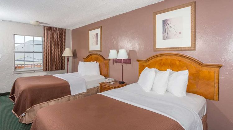 Howard Johnson Inn Ft. Myers Room
