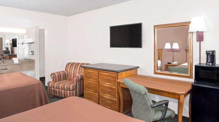Howard Johnson Inn Ft. Myers Room