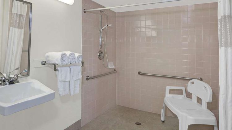 Howard Johnson Inn Ft. Myers Room