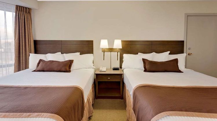 Ramada Kamloops Room