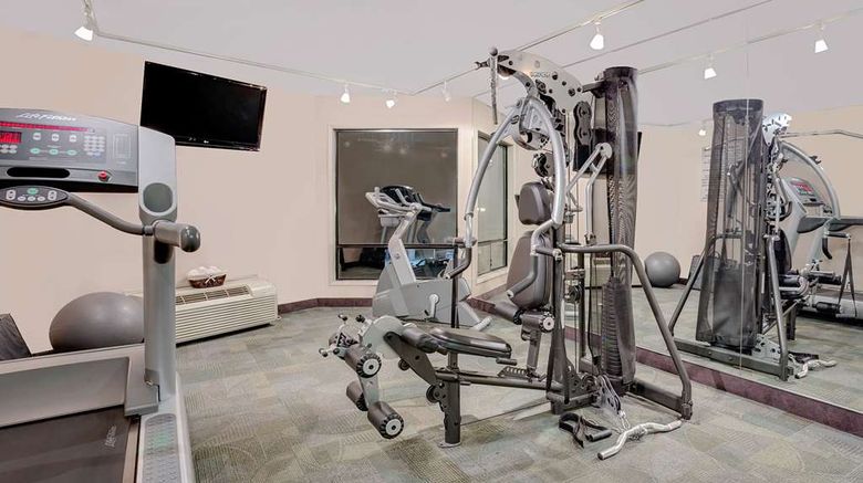 <b>Ramada Kamloops Health</b>. Images powered by <a href="https://iceportal.shijigroup.com/" title="IcePortal" target="_blank">IcePortal</a>.