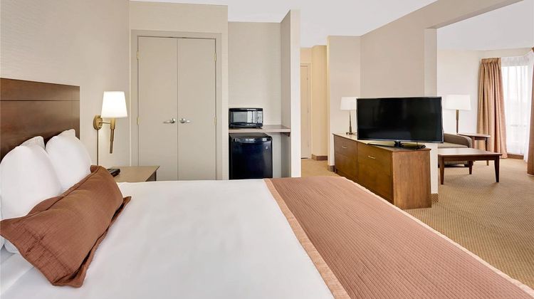Ramada Kamloops Room