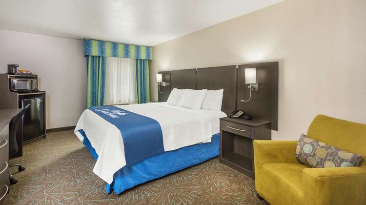 Days Inn & Suites East Flagstaff Room