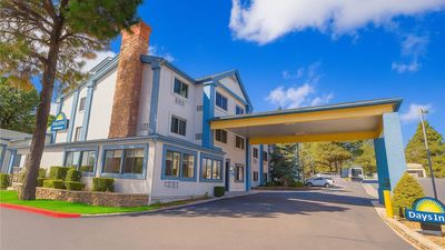 Days Inn & Suites East Flagstaff