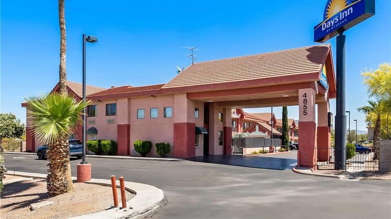 Days Inn Tucson Airport Exterior. Images powered by <a href="https://iceportal.shijigroup.com" target="_blank" rel="noopener">Ice Portal</a>.