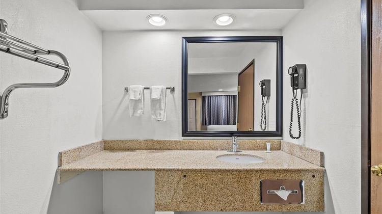 Days Inn Tucson Airport Room