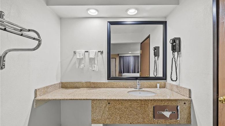 <b>Days Inn Tucson Airport Room</b>. Images powered by <a href="https://iceportal.shijigroup.com/" title="IcePortal" target="_blank">IcePortal</a>.