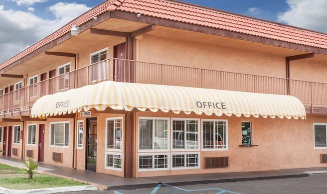 Days Inn Barstow Exterior