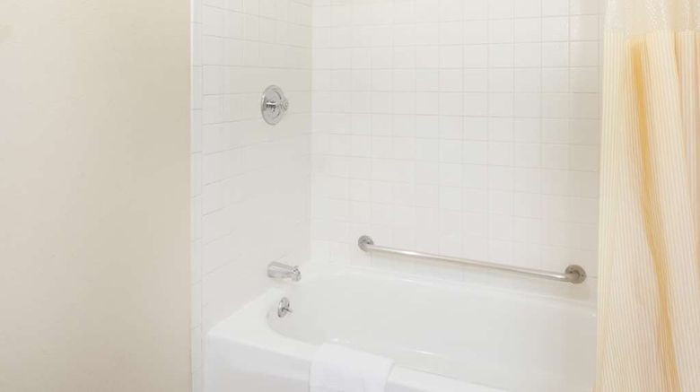 <b>Days Inn Barstow Room</b>. Images powered by <a href="https://iceportal.shijigroup.com/" title="IcePortal" target="_blank">IcePortal</a>.