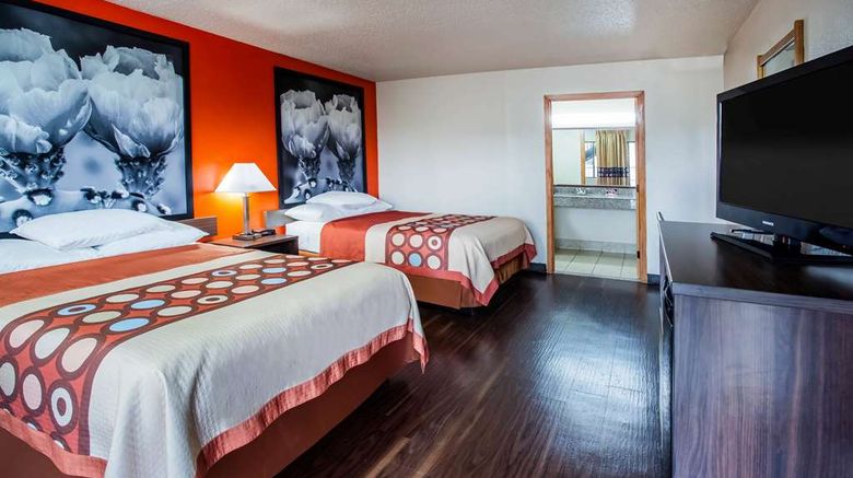 <b>Super 8 by Wyndham Giddings Room</b>. Images powered by <a href="https://iceportal.shijigroup.com/" title="IcePortal" target="_blank">IcePortal</a>.