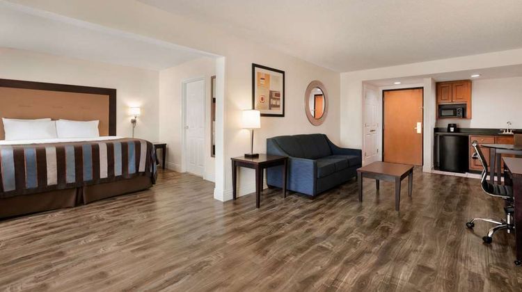 Wingate by Wyndham Montgomery Room