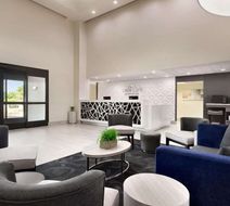 Wingate by Wyndham Montgomery Lobby