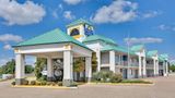 <b>Days Inn & Suites Bentonville Exterior</b>. Images powered by <a href="https://iceportal.shijigroup.com/" title="IcePortal" target="_blank">IcePortal</a>.