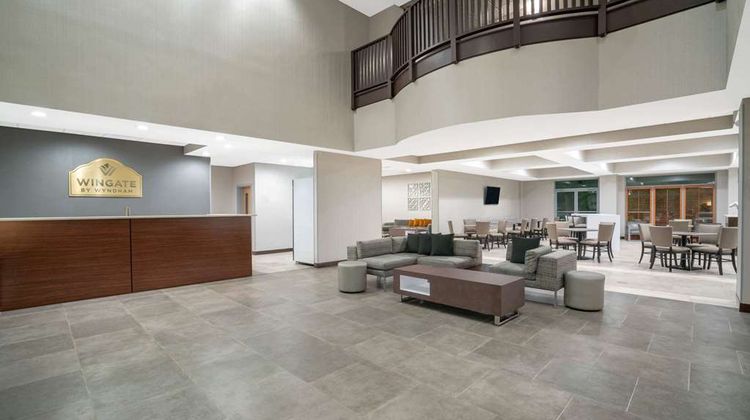 Wingate by Wyndham Charlotte Arpt I-85 Lobby