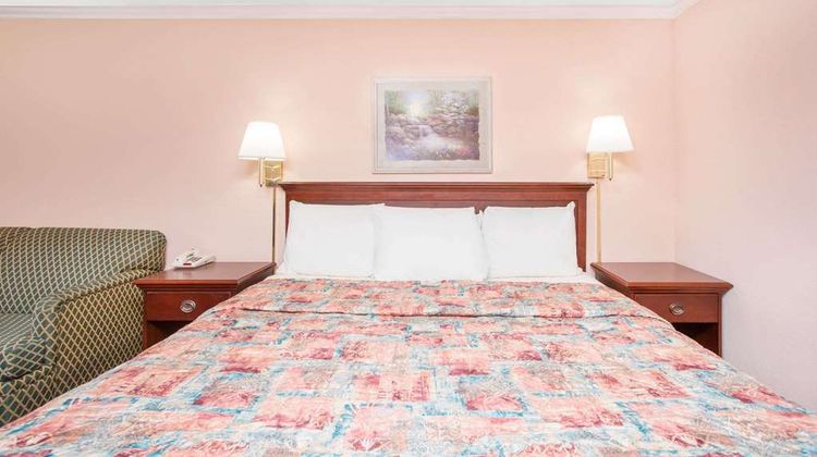 Knights Inn Augusta Room