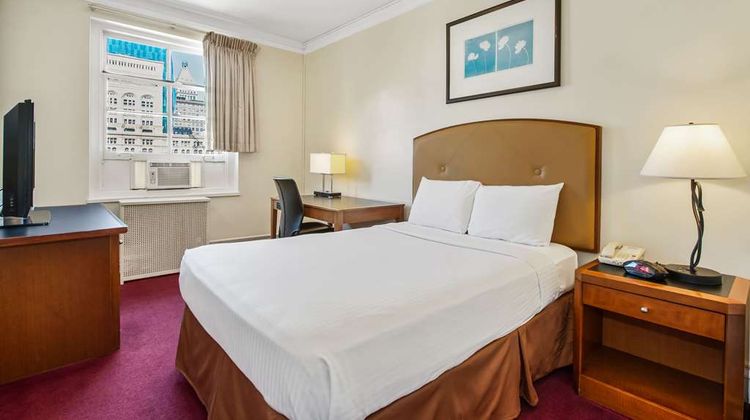 Travelodge Hotel Downtown Chicago Room