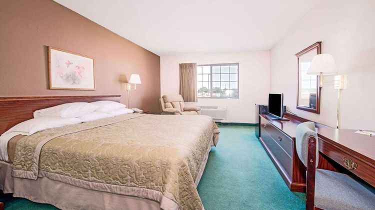 Super 8 Richmond Room
