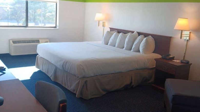 <b>Ramada Limited Mount Sterling Room</b>. Images powered by <a href="https://iceportal.shijigroup.com/" title="IcePortal" target="_blank">IcePortal</a>.