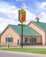 Super 8 Winfield/Quail Ridge Area