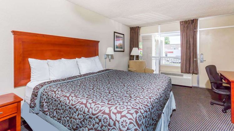 Days Inn Charlottesville/University Area Room