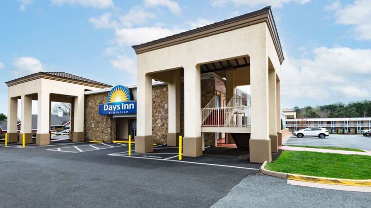 Days Inn Charlottesville/University Area Exterior