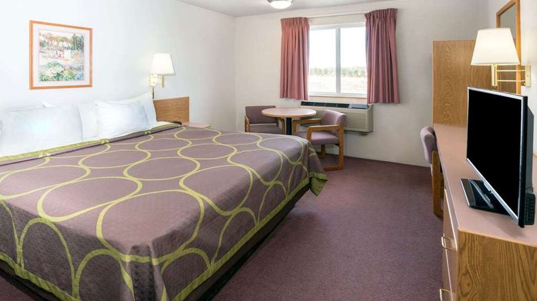 <b>Super 8 Redmond Room</b>. Images powered by <a href="https://iceportal.shijigroup.com/" title="IcePortal" target="_blank">IcePortal</a>.