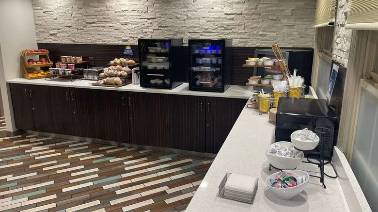 <b>Days Inn by Wyndham Wilmington/Newark Other</b>. Images powered by <a href="https://iceportal.shijigroup.com/" title="IcePortal" target="_blank">IcePortal</a>.