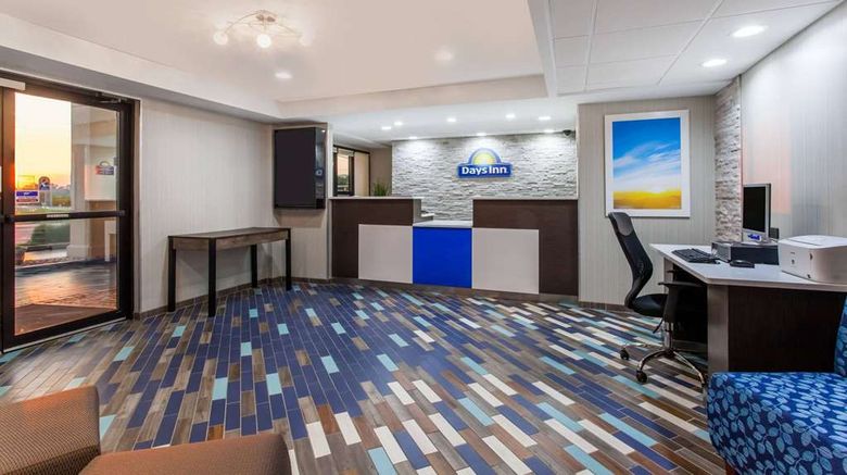 <b>Days Inn by Wyndham Wilmington/Newark Lobby</b>. Images powered by <a href="https://iceportal.shijigroup.com/" title="IcePortal" target="_blank">IcePortal</a>.