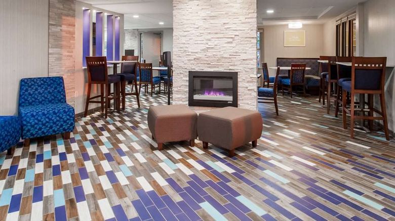 <b>Days Inn by Wyndham Wilmington/Newark Lobby</b>. Images powered by <a href="https://iceportal.shijigroup.com/" title="IcePortal" target="_blank">IcePortal</a>.