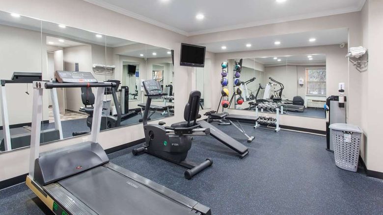<b>Days Inn by Wyndham Wilmington/Newark Health</b>. Images powered by <a href="https://iceportal.shijigroup.com/" title="IcePortal" target="_blank">IcePortal</a>.